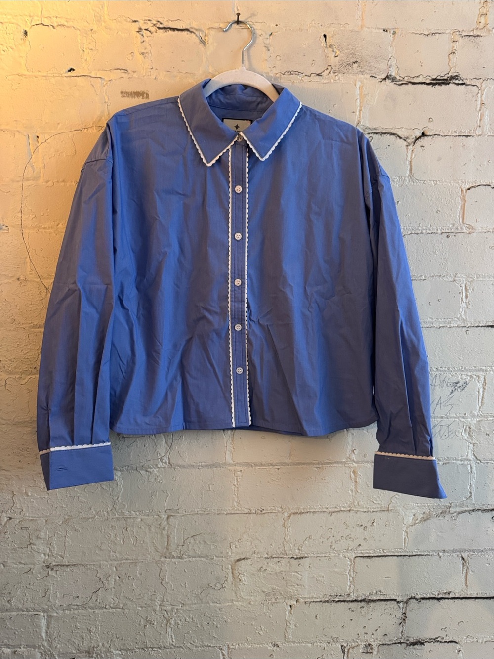 Tuckernuck Periwinkle Button-Up Blouse with White Scallop Trim